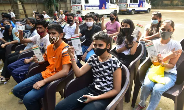 மக்கள் ஐடி என்றால் என்ன?