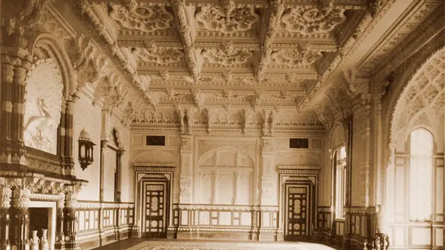 ਮਹਾਰਾਣੀ ਵਿਕਟੋਰੀਆ ਦੇ ਅਸਬਰਨ ਮਹਿਲ ਦਾ ਦਰਬਾਰ ਹਾਲ