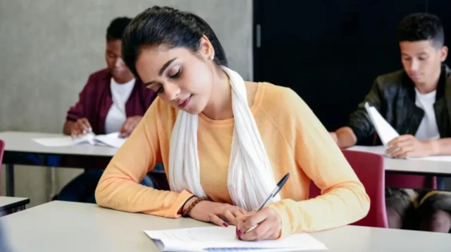 நீட் தேர்வு 