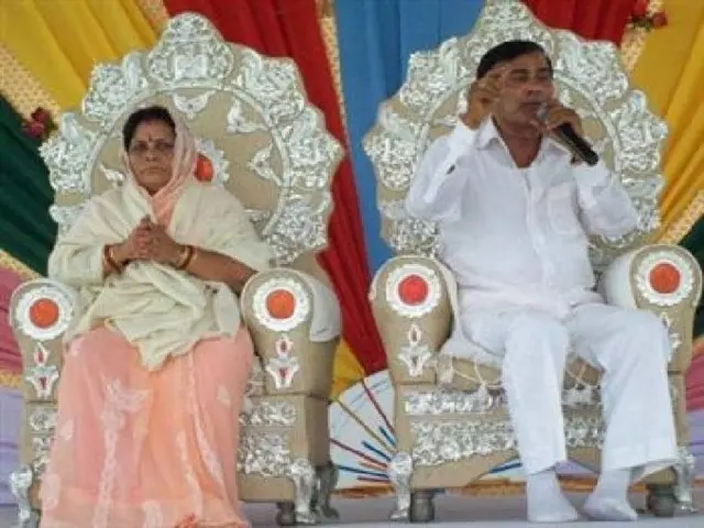 سورج پال نے اپنا نام بدل کر ساکار وشوا ہری رکھ لیا تھا