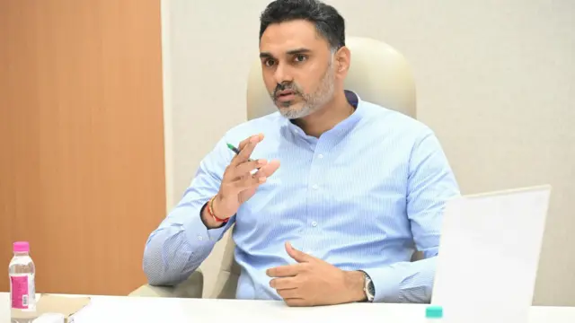 गृहराज्यमंत्री योगेश कदम 