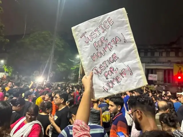 கொல்கத்தா மருத்துவர் வழக்கு, மம்தா பானர்ஜி 