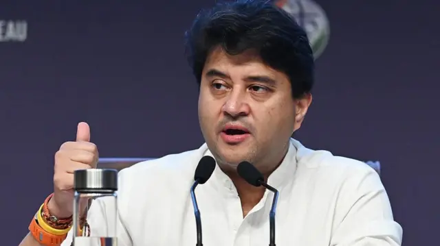 संचार मंत्री ज्योतिरादित्य सिंधिया 