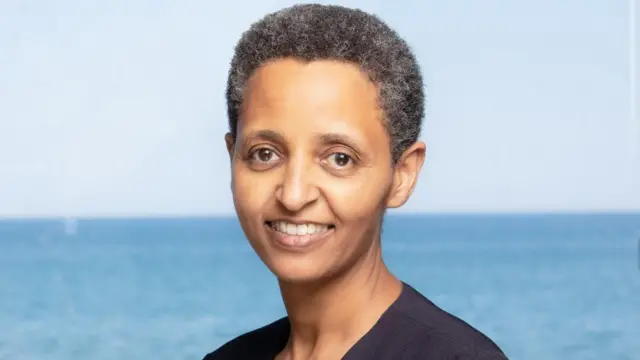 Dr Sosinnaa Haayilee