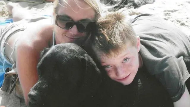 అలెక్స్ 