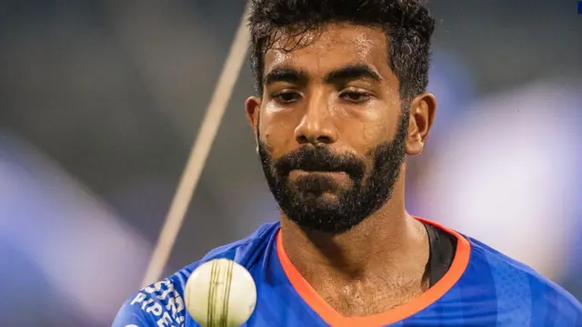 පන්දු වාරයකදී ලබා දී ඇති ලකුණු සාමාන්‍යය 6.20කි.