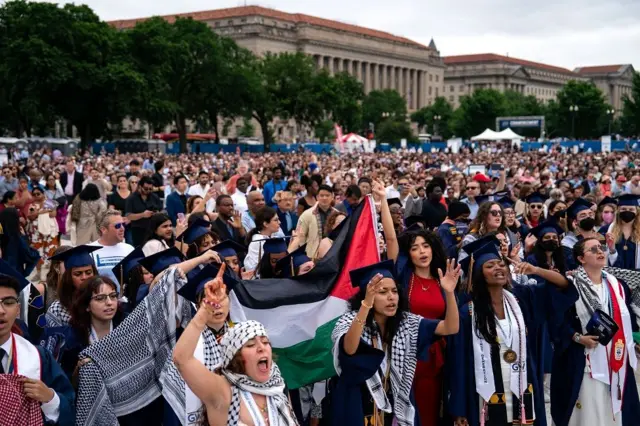 Una manifestación de jóvenes en favor de los palestinos en la Universidad George Washington.