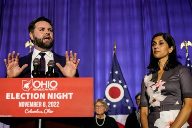 જેડી વેન્સ અને તેમના પત્ની ઉષા