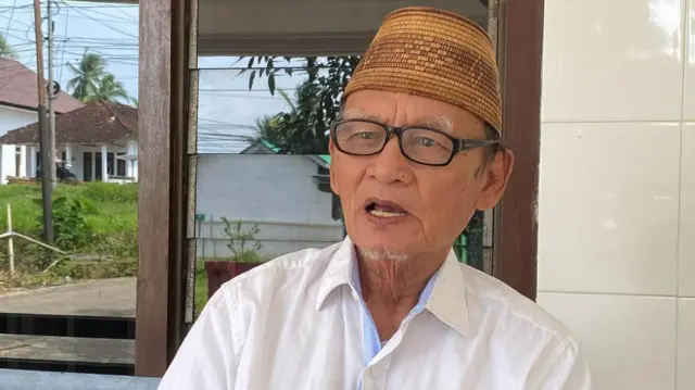 Zawawi Imron, Madura, Sumenep, Tionghoa