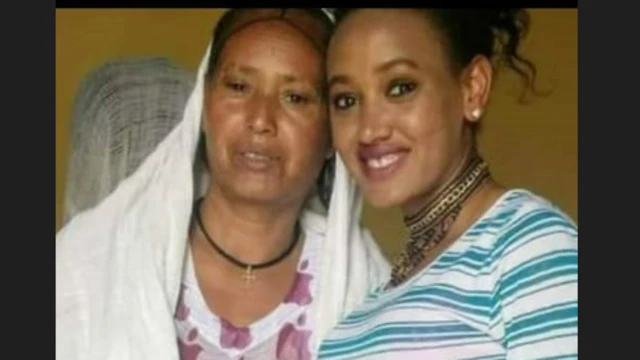 ጎይተቶም ገብረስላሰ ምስ ወላዲታ 