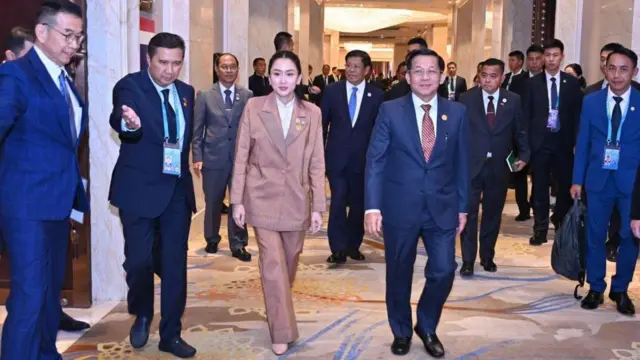 ဗိုလ်ချုပ်မှူးကြီးမင်းအောင်လှိုင်နဲ့ ပေထုန်တန် တို့ တွေ့ဆုံမှု