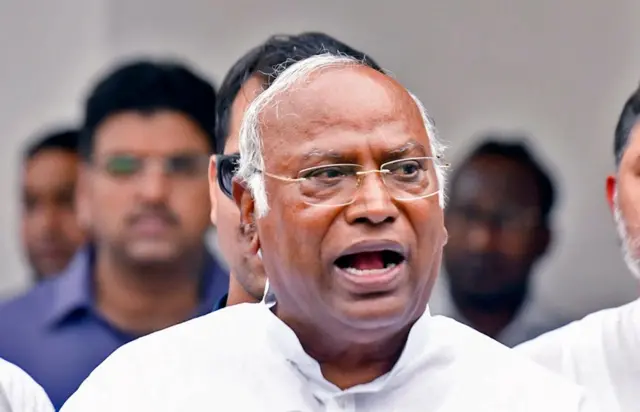 मल्लिकार्जुन खड़गे