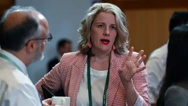 Migration to Australia to permanently work and live: 