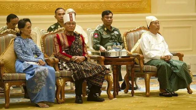 NLD အစိုးရထဲမှာ တပ်ကို သစ္စာခံသူ ဒုတိယသမ္မတအဖြစ် ၅ နှစ်ကြာနေခဲ့ရတာက ဦးမြင့်ဆွေအတွက် လုပ်စရာ များများမရှိလှတဲ့ ကာလတွေပါ။