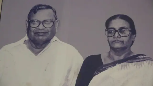 हेमलता आणि लावणम 