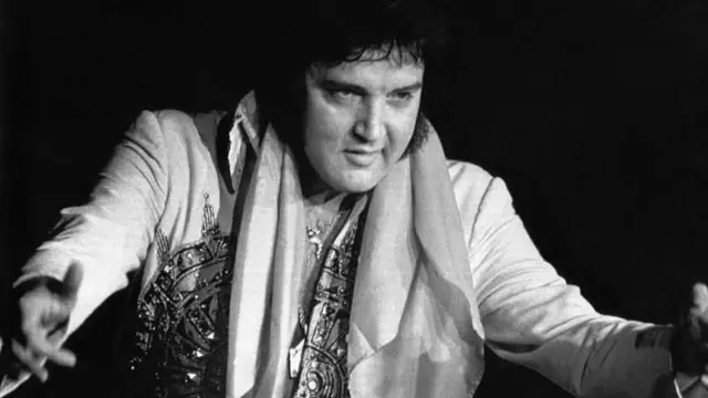 પિયર એલેન બૉડનું પુસ્તક, અજમેર શરીફ, નુસરત ફતેહઅલી ખાન, કવ્વાલી, પ્રખ્યાત ગાયક મિક જૅગર, ખ્યાતનામ પૉપ સિંગર એલ્વિસ પ્રેસ્લી, ભારતીય સંગીત, સંગીત, કવ્વાલીનો ઇતિહાસ, પાકિસ્તાની ગાયક, બીબીસી ગુજરાતી