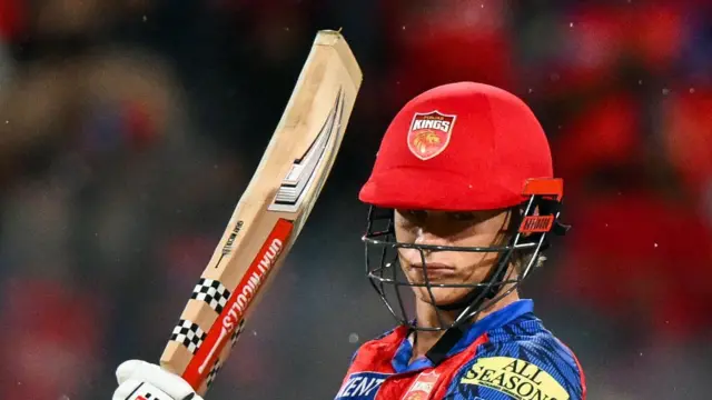 कूपर कॉनॉली ने सिर्फ़ 44 गेंदों पर तूफ़ानी 72 रन बनाए