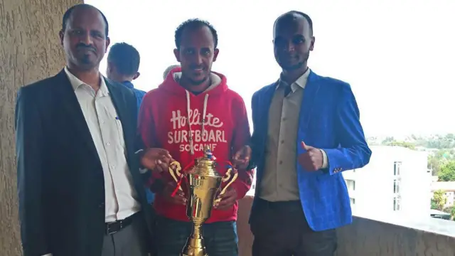 Bashaasa waancaa hospitaalichaaf kenname waliin 