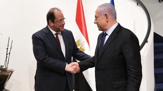 عباس كامل في زيارة سابقة لإسرائيل ولقاء نتنياهو