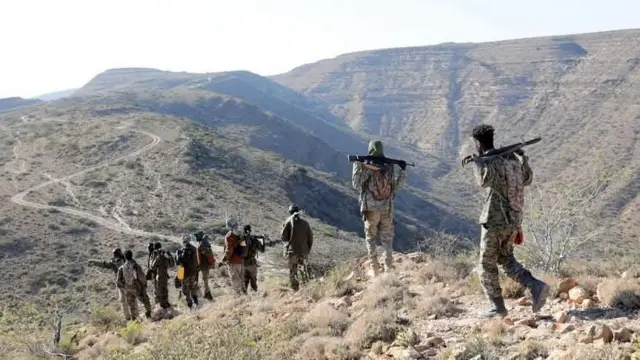 Ciidamada maamulka Puntland ayaa maalmahana Daacisha kula dagaallamaya dhulka buuraleyda ah ee bari