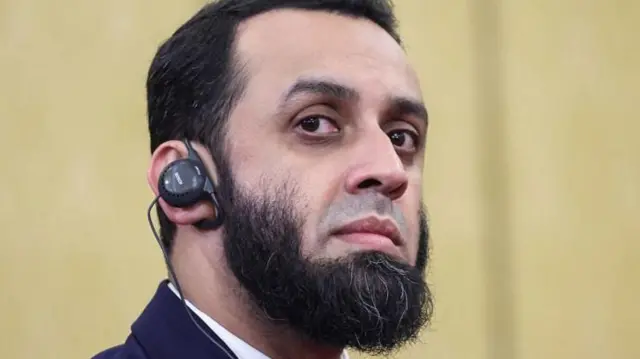 પાકિસ્તાનના સૂચના તથા પ્રસારણ મંત્રી અતાઉલ્લાહ તારડે એક નિવેદનમાં અફઘાનિસ્તાનમાં પાકિસ્તાનના હુમલાની પુષ્ટિ કરી છે.