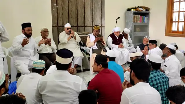 Muslims offering special prayer