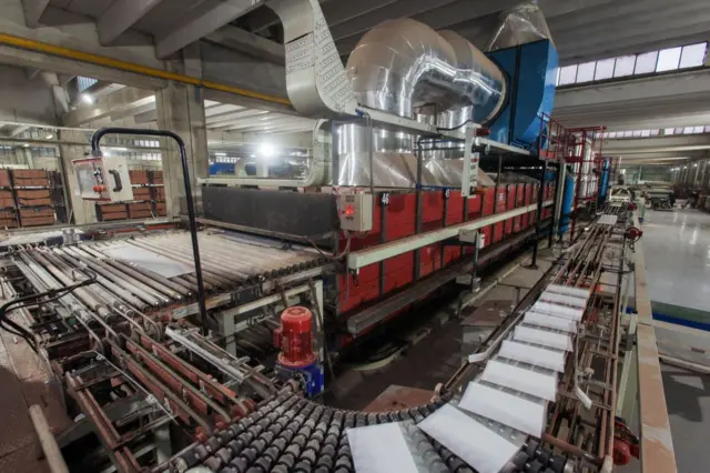 બીબીસી ગુજરાતી, ગુજરાત, બીબીસી, અમદાવાદ, મોરબી, સિરામિક્સ ઉદ્યોગ, ગુજરાત હાઇકોર્ટ