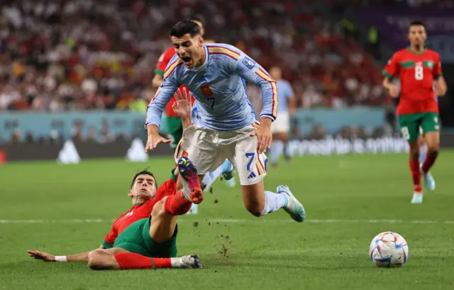 Испаниялык чабуулчу Альваро Мората командасына жардам бере алган жок