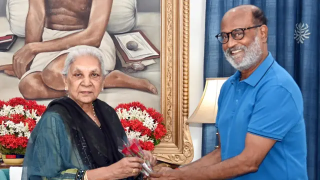 उत्तर प्रदेशच्या राज्यपाल आनंदीबेन पटेल 