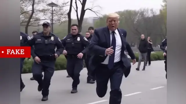 Je, ni kweli hao polisi wanamfukuza Trump au wanaangalia kitu kingine?