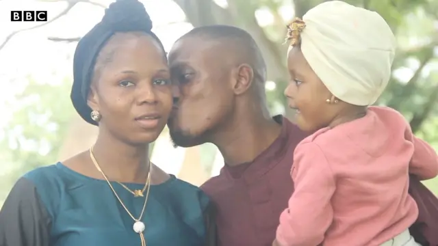 Aworan Oluwatoyin Tijani ati Ọkọ rẹ