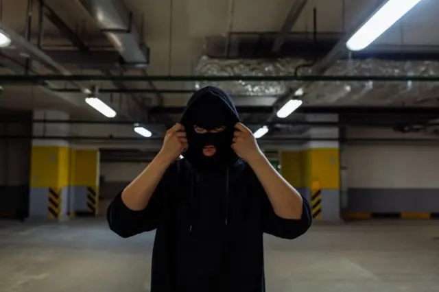 వేలాయుధం కేసు 