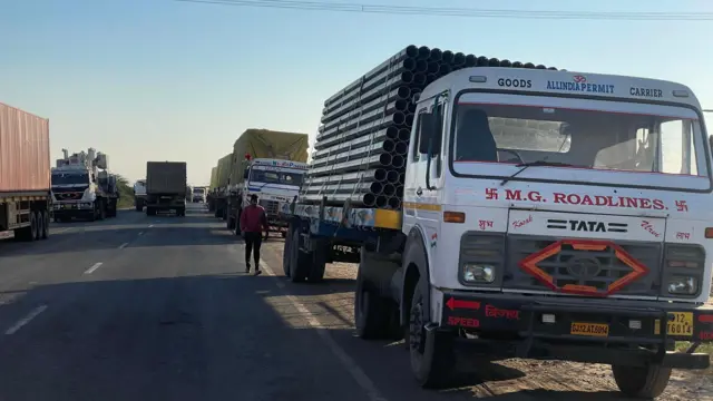 બીબીસી ગુજરાતી ગુજરાત કચ્છ ખાવડા આરઈ પાર્ક અદાણી જૂથ નરેન્દ્ર મોદી રિન્યુએબલ એનર્જી