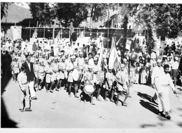 1956માં દાદરા ખાતે ગણતંત્ર દિવસની ઊજવણી 