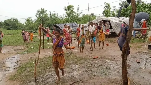 ఆదివాసీ రైతులు