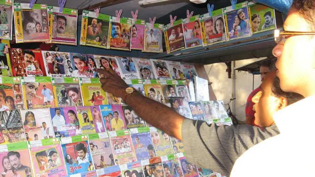 मलयालम फ़िल्म इंडस्ट्री, महिलाओं के ख़िलाफ़ उत्पीड़न