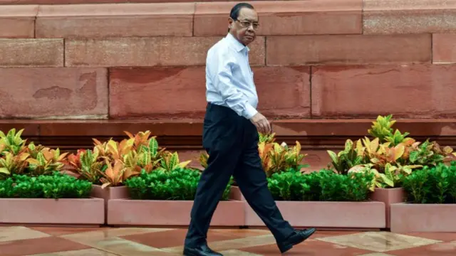 પૂર્વ મુખ્ય ન્યાયાધીશ ગોગોઈના ભાષણ પર વિવાદ કેમ?