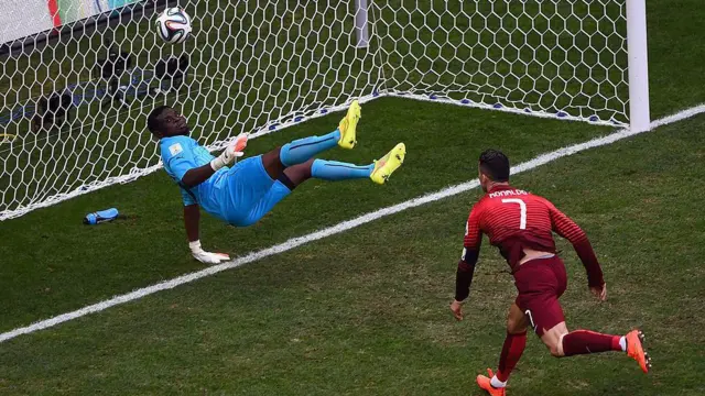 Ronaldo scores against Ghana in 2014