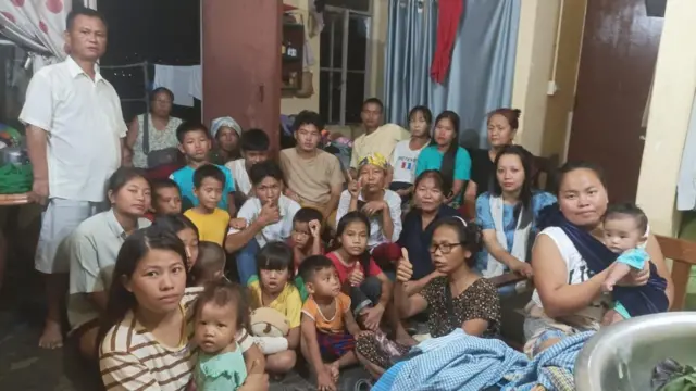 मिझोरमची राजधानी आयझॉलच्या छावणीत राहणारे मणिपूरचे विस्थापित