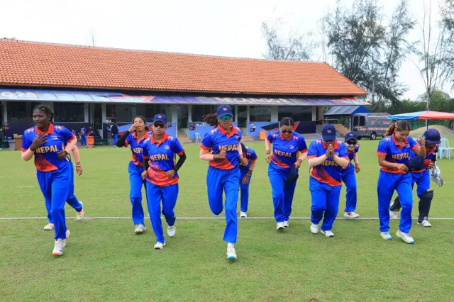 महिला क्रिकेट टोली