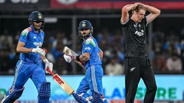 વિરાટ કોહલી ટ્રેન્ડિંગ, વિરાટ કોહલી સદી અને ઇંદૌર મેચ પ્રદર્શન, કોહલી સૌથી વધુ રન ત્રીજા ક્રમે, સૌથી વધુ સદી કોહલી બીજા ક્રમે, બીબીસી ગુજરાતી 