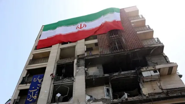 Mzozo huo ulianza wakati Israeli iliposhambulia maeneo ya nyuklia na kijeshi nchini Iran, na kisha Iran kulipiza kisasi kwa mashambulio ya angani yaliyolenga Israeli.