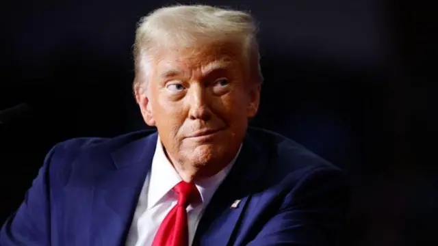 ट्रंप ने यूरोपीय देशों से कहा है कि अब खुली सीमाओं का प्रयोग ख़त्म करने का समय आ गया है. 