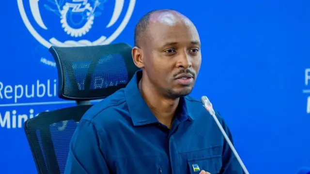 Minisitiri w'ubuzima w'u Rwanda Dr Sabin Nsanzimana, mu kiganiro n'abanyamakuru i Kigali, kuri iki cyumweru, ku itariki ya 6 Ukwakira (10), mu mwaka wa 2024