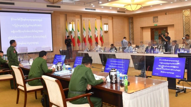 စစ်ကောင်စီ ရဲ့ ငြိမ်းချမ်းရေး ဆွေးနွေးရေးအဖွဲ့ နဲ့ မြောက်ပိုင်း ၃ဖွဲ့တွေ့ဆုံ