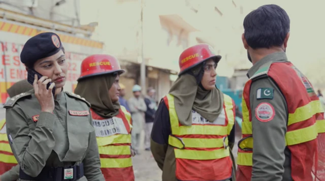 خواتین، فائر فائٹر