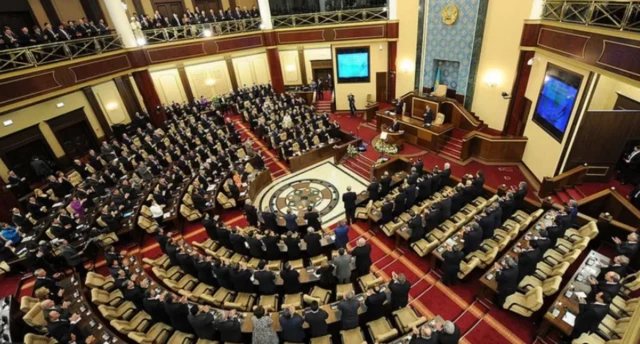 Qazaxıstan parlamenti