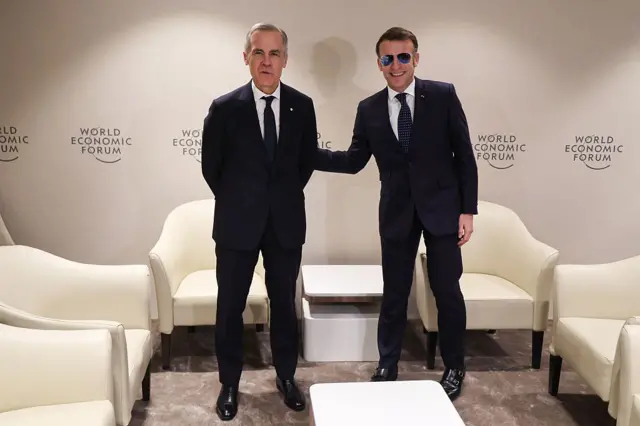 Mark Carney y Emmanuel Macron en Davos 