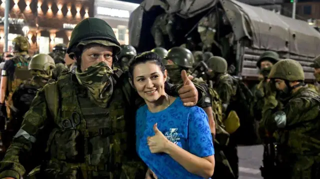 ዕጡቓት ቫግነር ኣብ ሮስቶቭ