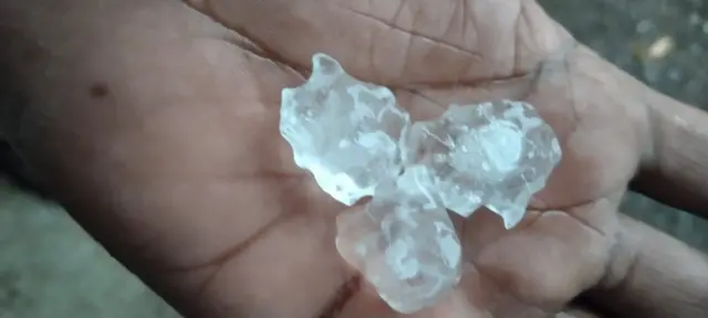 કરા સાથે વરસાદ